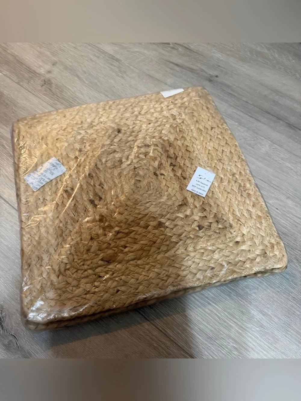 NWT Sevi Home 100% Jute Braided Placemats - Set of 4 Natural 13x13 Square